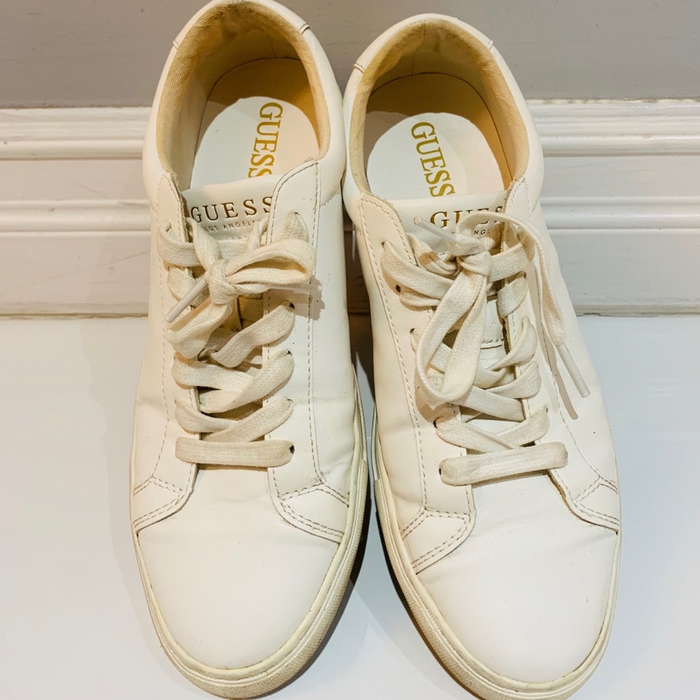 Guess men shoes!!size 8"